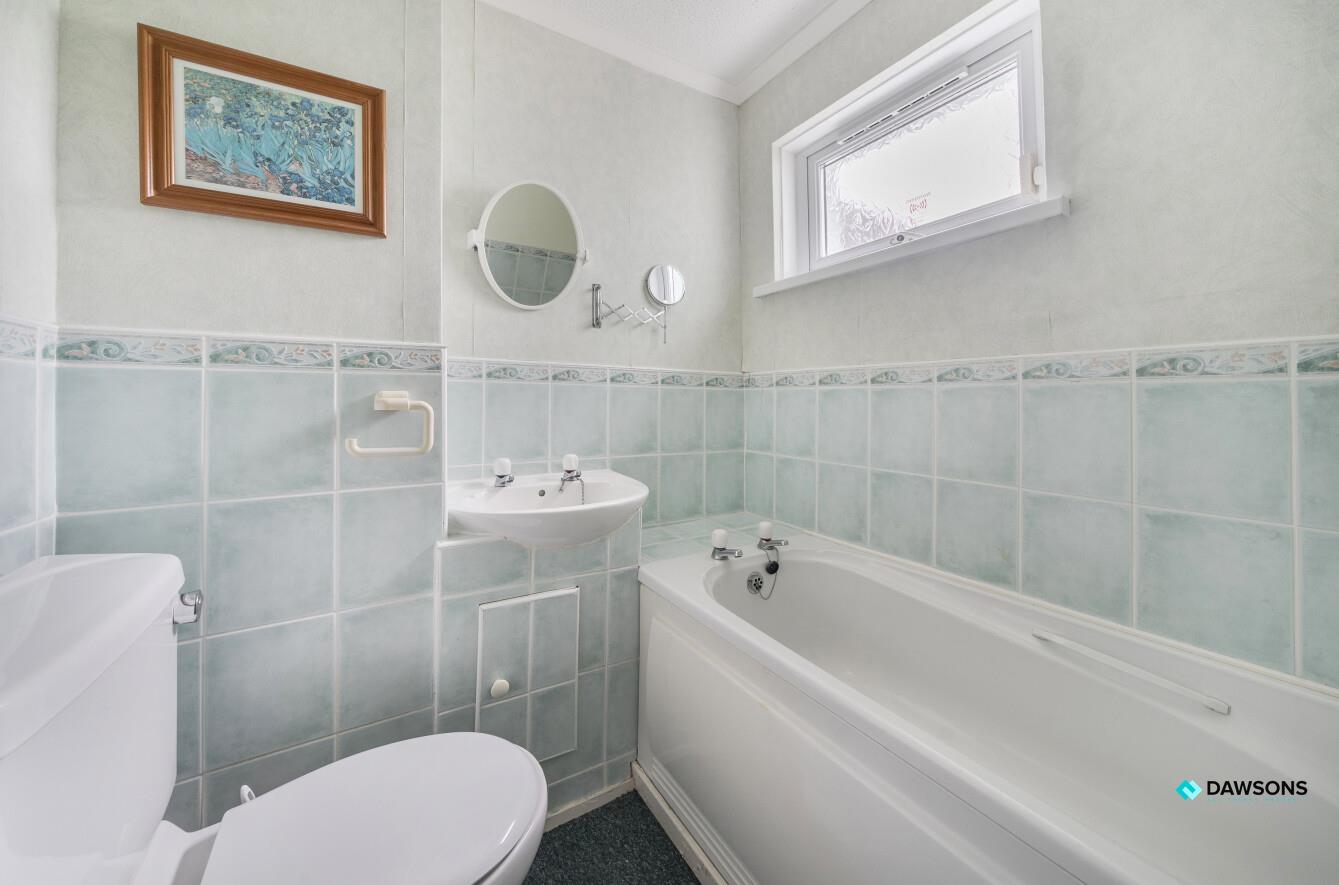 Fairwood Road, West Cross, SA3 5JE